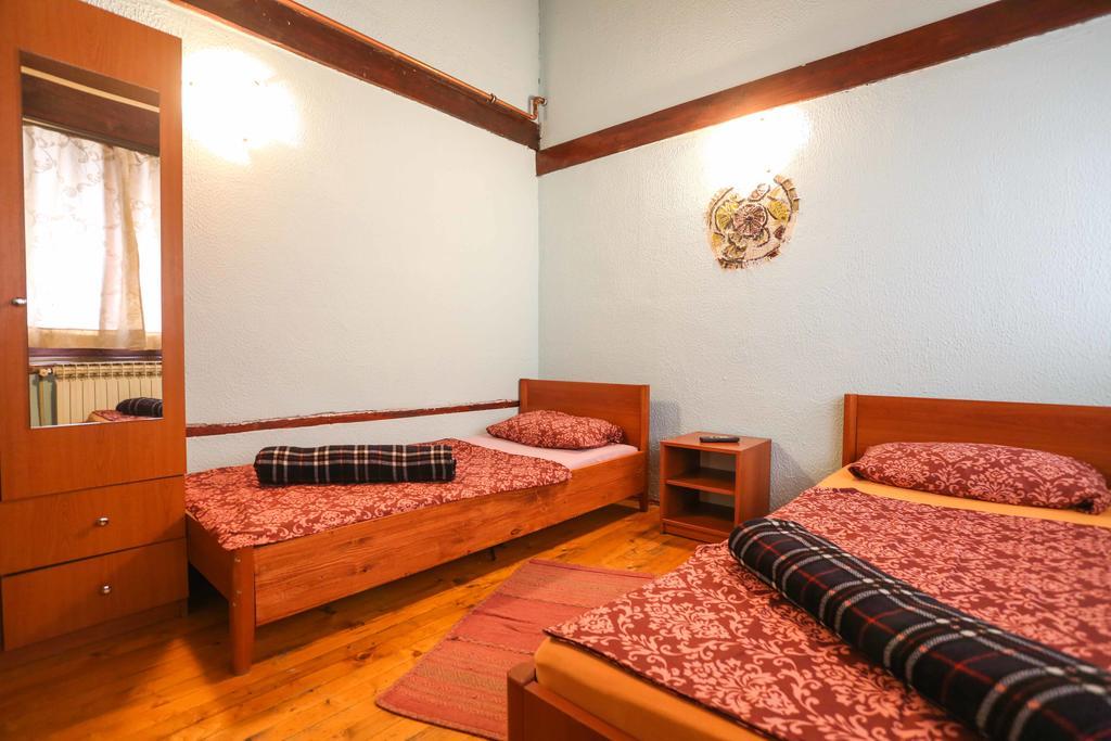 Pansion Sebilj Hotel Sarajevo Bagian luar foto