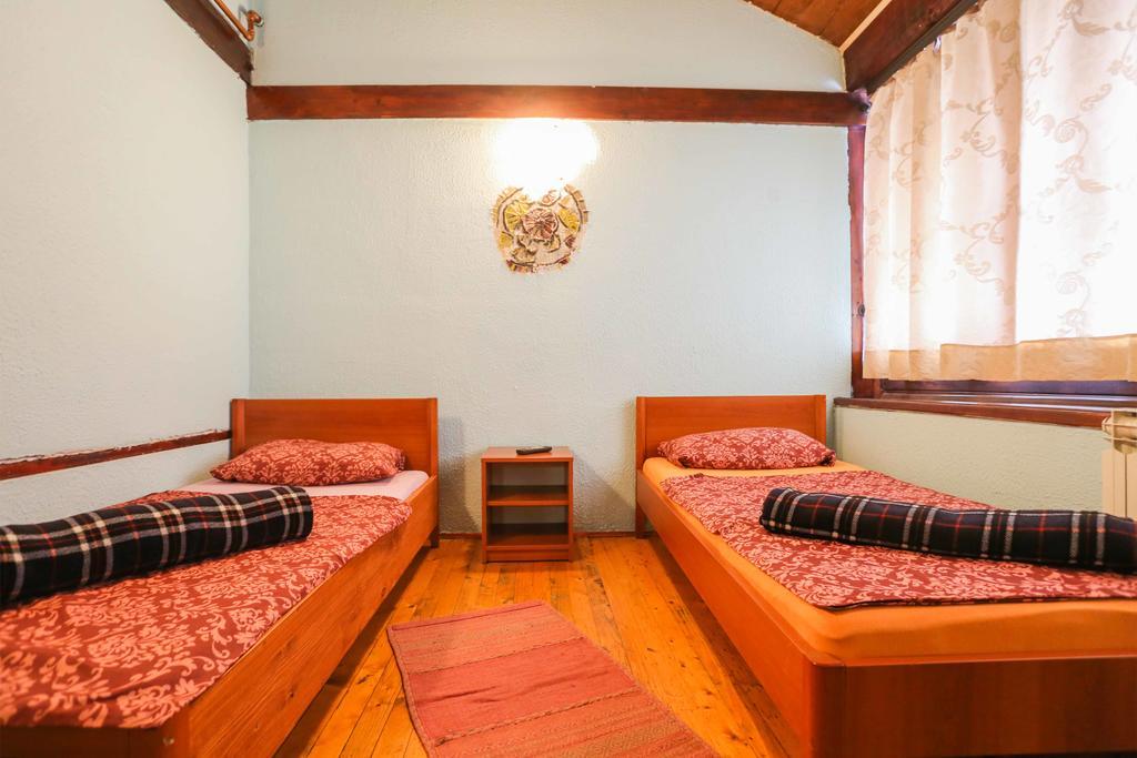 Pansion Sebilj Hotel Sarajevo Bagian luar foto